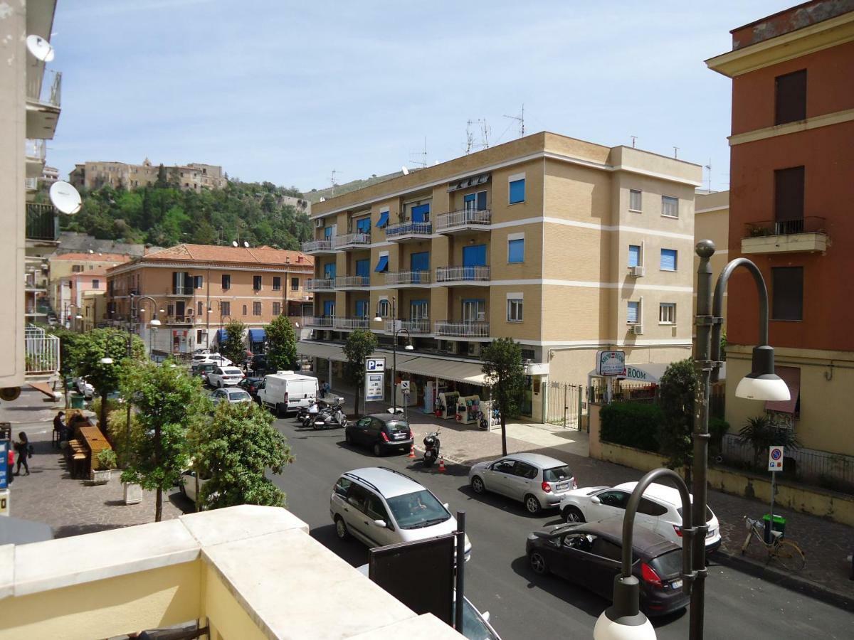 Vittoria Home 44 Terracina Exterior foto